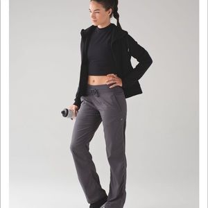 LuluLemon Dance Studio Pant Short!